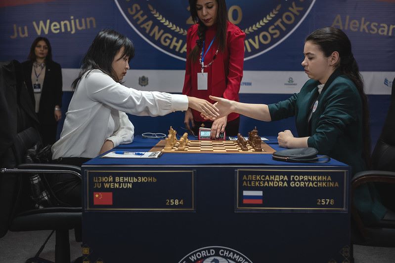 championnat du monde d échecs 2020 - championne du monde échecs