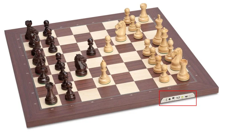 Les pièces de ce jeu d'échecs bougent toutes seules!
